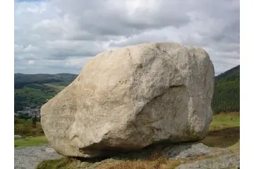 Rüyada Kaya Görmek Rüya Yorumu ve Anlamı