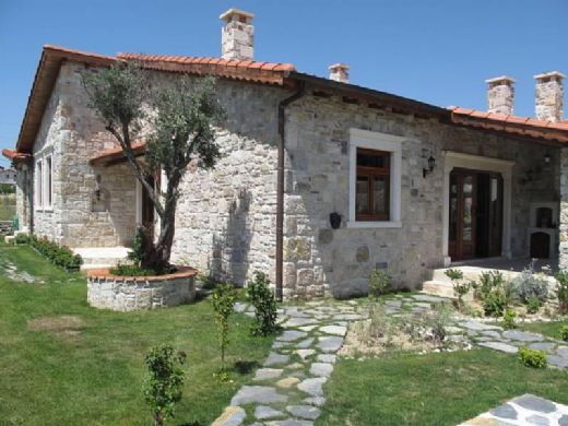 Rüyada Taştan Ev Görmek Rüya Yorumu ve Anlamı